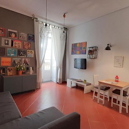 La Casa Di Flo Lägenhet Neapel Exteriör bild